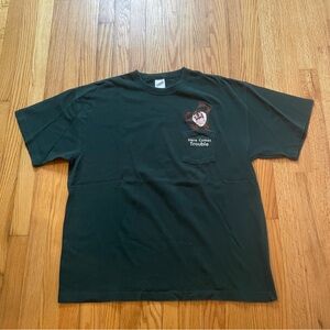 Vintage 1999 Warner Bros Studio Taz Here Comes Trouble Graphic Shirt Size XL